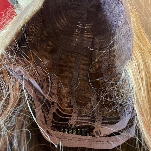 Fashion source synthetic hair wig - Picture 11 of 14